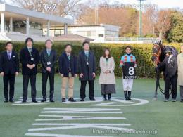 カラープリント(アルミ枠なし)2023年1月21日中山9R 初茜賞(口取りB)(キャリックアリード)