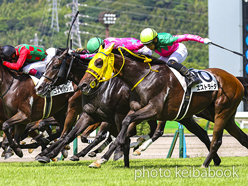 カラープリント(アルミ枠付き)2023年8月26日小倉2R 3歳未勝利(パープルクラウド)