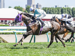 カラープリント(アルミ枠付き)2024年9月1日札幌6R 3歳以上1勝クラス(レザンノワール)