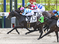 カラープリント(アルミ枠付き)2024年10月5日京都6R 3歳以上1勝クラス(ジャーヴィス)